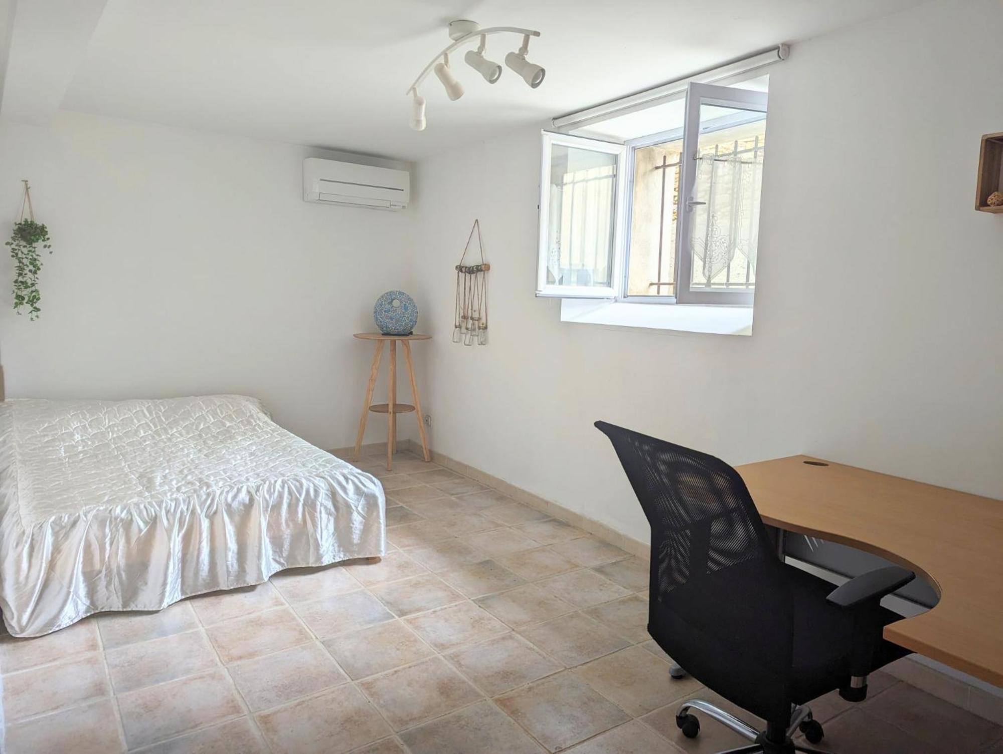 Chambre Climatisee Avec Espaces Privatifs Dont Salle De Bain Et Wc La Liviniere Exterior photo